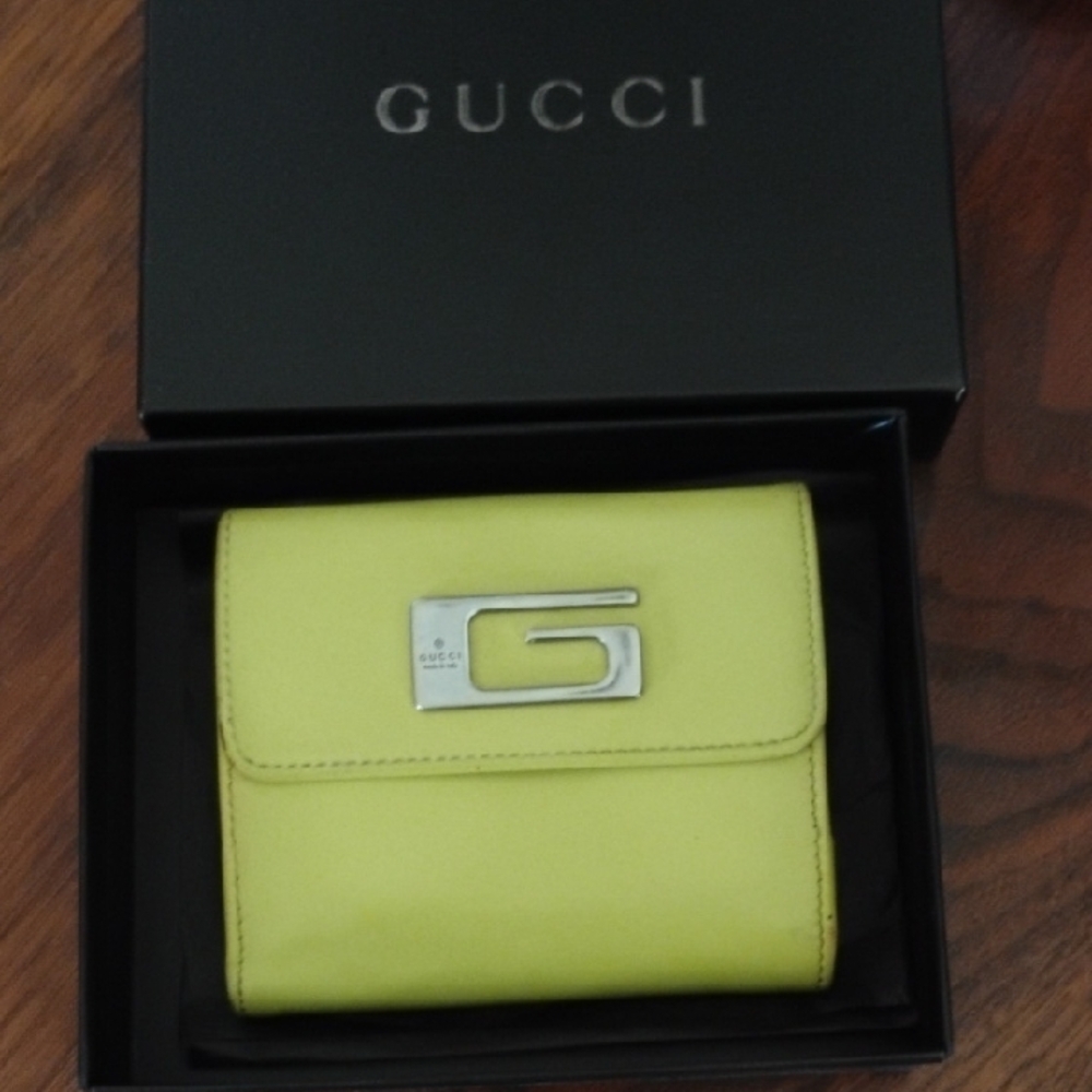 Gucci Small Wallet - Picture 2 of 10